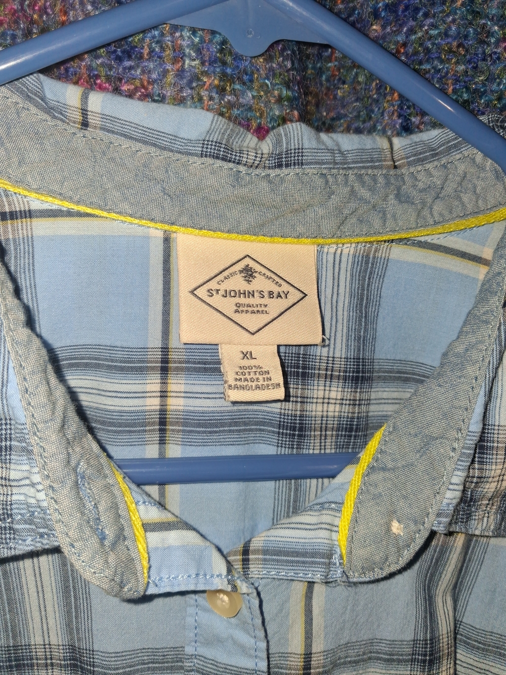 St John's Bay Women's XL Plaid Blue Button Down Shirt - Picture 3 of 3